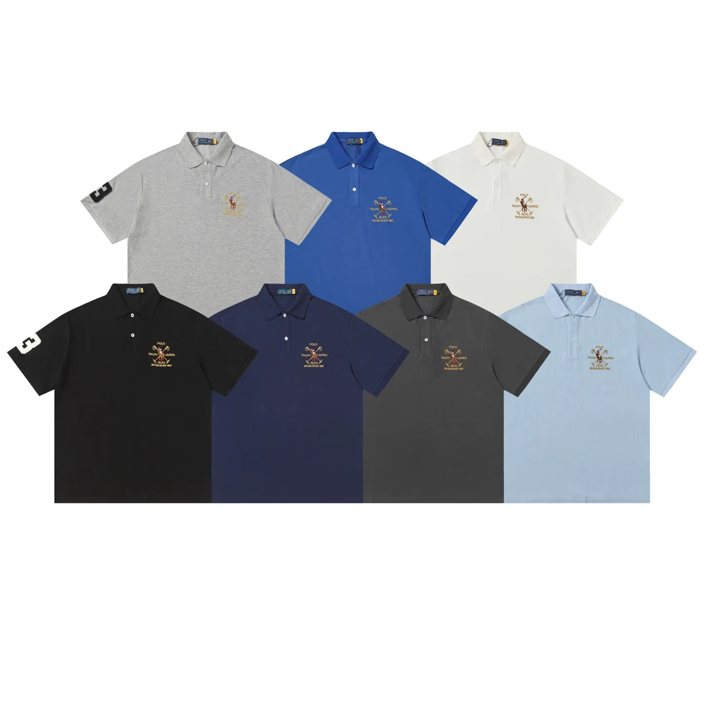 P158 Style number: A015 [Ralph Lauren classic letter Logo embroidered Polo shirt] ✅250g fine cotton pique fabric, custom-woven and dyed threads ✅Original sticker Scan the QR code to enter the official website ✅Large version, loose and stylish, can wear up to 210 pounds Color: black, white, navy, blue, sky blue, dark gray, floral gray Size: S-XL